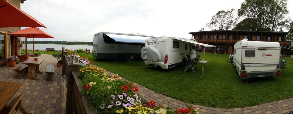 Guest House And Camping Jūrkalne Esterno foto